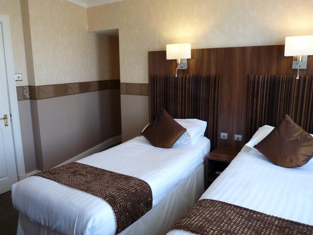 The Park Hotel Dunoon Bagian luar foto